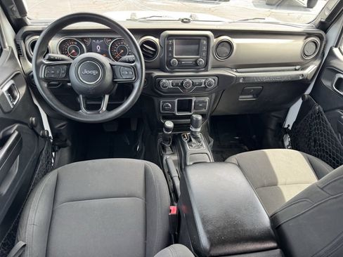 Used 2018 Jeep Wrangler Unlimited Sport image 5