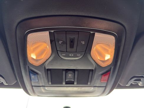 Used 2024 RAM 2500 Tradesman w/ Chrome Appearance Group image 24