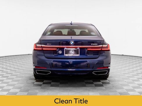 Used 2022 BMW 750i xDrive w/ Executive Package image 4