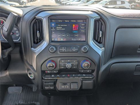 Used 2022 Chevrolet Silverado 2500 LT w/ All Star Edition image 17