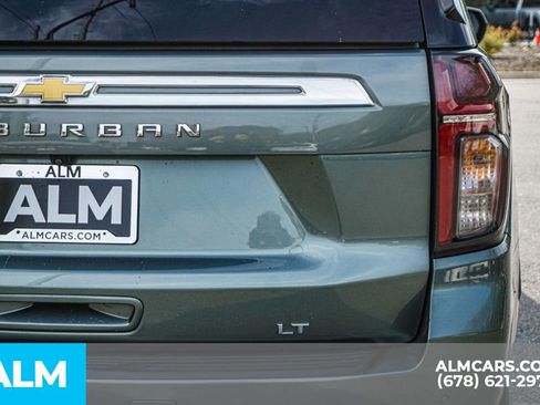 Used 2024 Chevrolet Suburban LT image 13