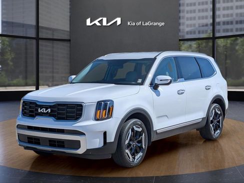 Used 2024 Kia Telluride S image 1