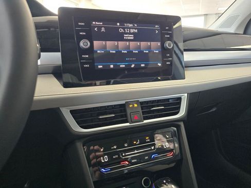 New 2026 Volkswagen Taos SE AWD/4WD image 23