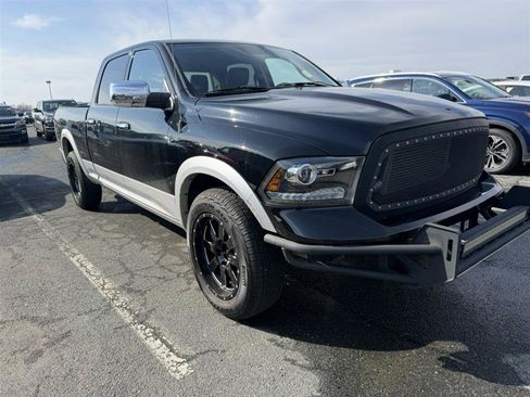 Used 2015 RAM 1500 Laramie w/ Convenience Group AWD/4WD image 17