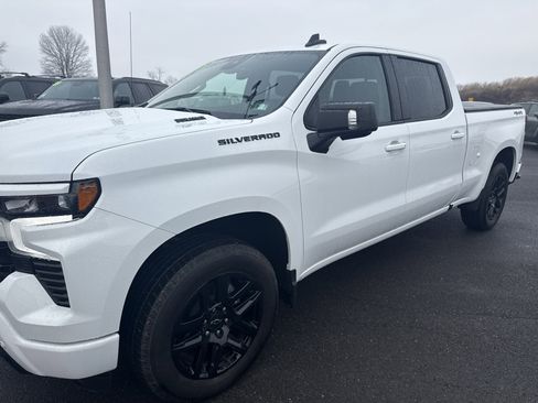 Used 2025 Chevrolet Silverado 1500 RST w/ Dark Appearance Package AWD/4WD image 7