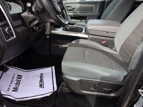 Used 2017 RAM 2500 Big Horn w/ Black Appearance Group image 10