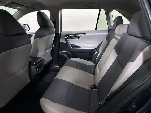 Used 2023 Toyota RAV4 XLE AWD/4WD image 26