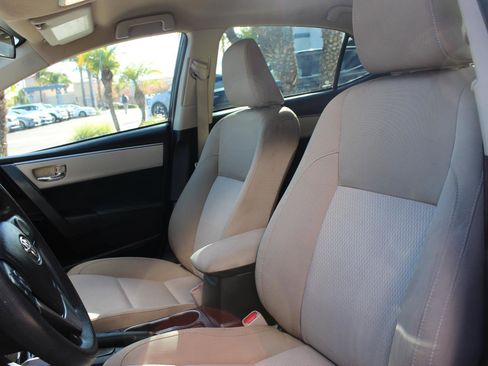 Used 2016 Toyota Corolla LE image 17