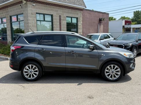 Used 2018 Ford Escape Titanium AWD/4WD image 4