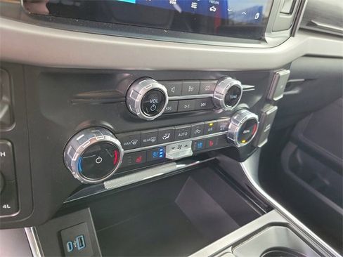 Used 2022 Ford F150 Raptor image 21