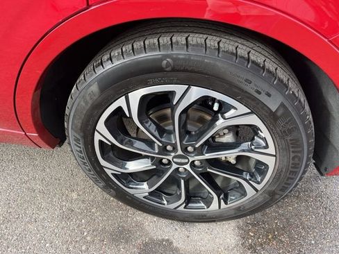 Used 2024 Lincoln Nautilus Reserve image 19