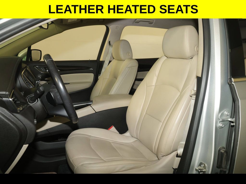Used 2021 Buick Enclave Essence AWD/4WD image 3