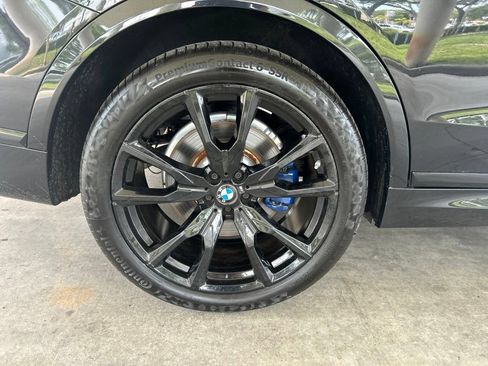 Used 2024 BMW X7 xDrive40i w/ M Sport Package AWD/4WD image 19