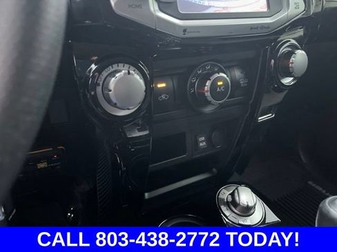 Used 2017 Toyota 4Runner SR5 AWD/4WD image 24
