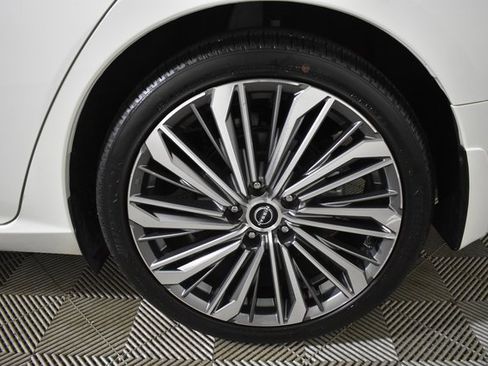 Certified 2023 Nissan Altima 2.5 SL image 41