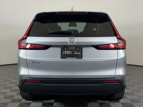 Used 2025 Honda CR-V LX image 10