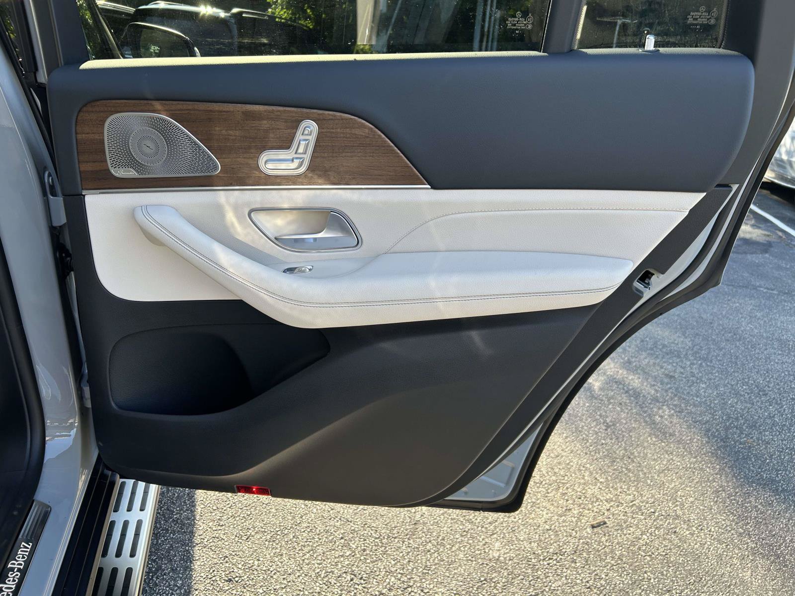 New 2026 Mercedes-Benz GLS 450 4MATIC image 42