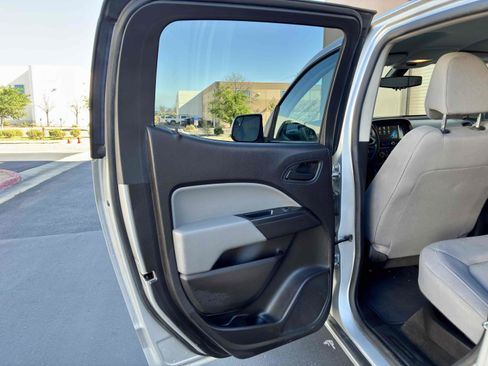 Used 2017 Chevrolet Colorado W/T w/ WT Convenience Package image 34