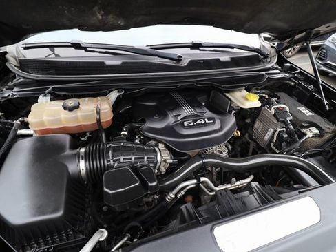 Used 2022 Jeep Grand Wagoneer Series III w/ Rear Seat Video Group 1 image 36