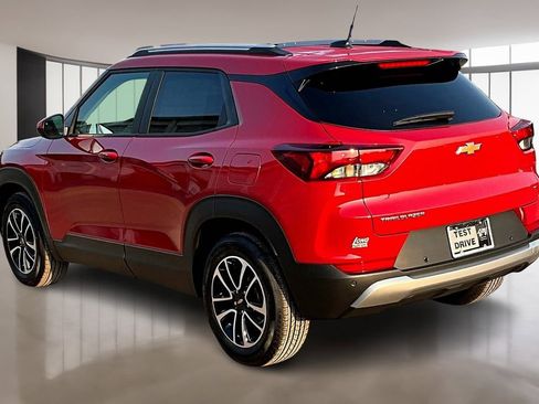 New 2026 Chevrolet TrailBlazer LT w/ Convenience Package FWD image 3