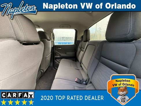 Used 2024 Nissan Frontier SV w/ Technology Package image 16