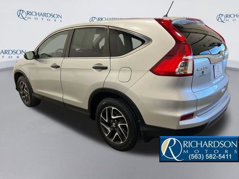Used 2016 Honda CR-V SE image 3