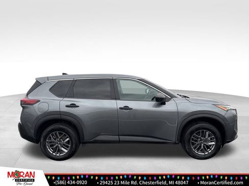 Used 2023 Nissan Rogue S image 6
