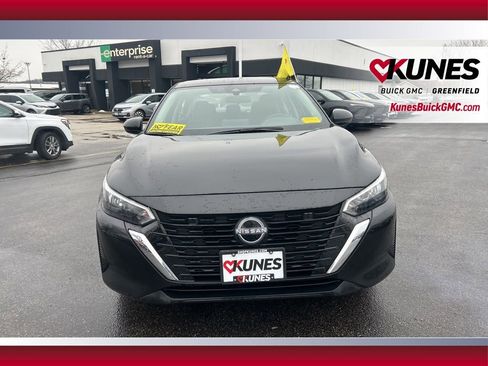 Used 2024 Nissan Sentra SV image 13