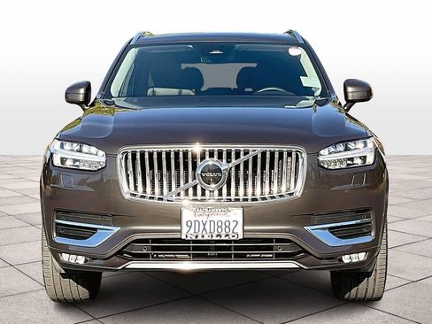 Used 2023 Volvo XC90 B6 Plus w/ Protection Package Premier image 3