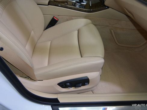Used 2014 BMW 528i Sedan RWD image 22