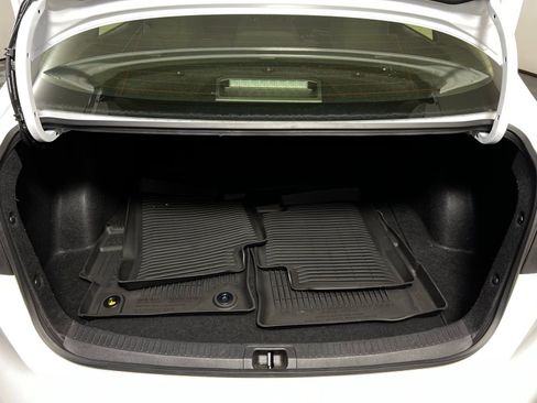 Certified 2025 Toyota Corolla LE image 21