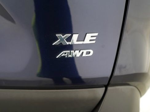 Used 2023 Toyota RAV4 XLE w/ Convenience Package image 79