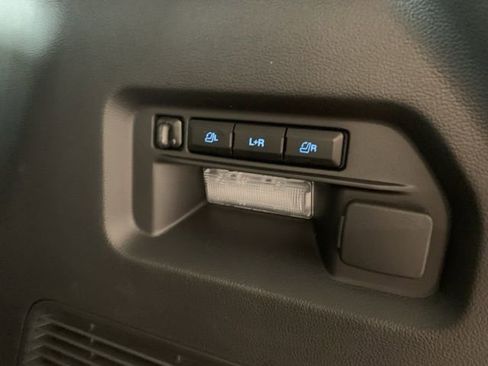 New 2026 Ford Explorer Platinum AWD/4WD image 10