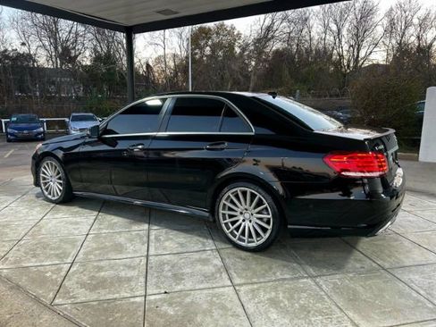 Used 2016 Mercedes-Benz E 400 Sedan image 2