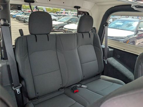 Used 2022 Jeep Wrangler Sport AWD/4WD image 11