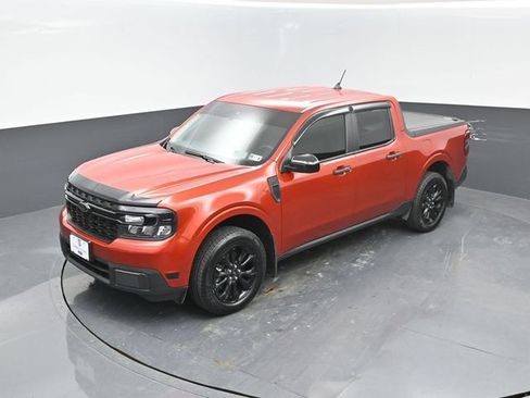 Certified 2024 Ford Maverick XLT w/ XLT Luxury Package AWD/4WD image 18