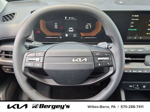 Certified 2025 Kia K4 FWD image 16
