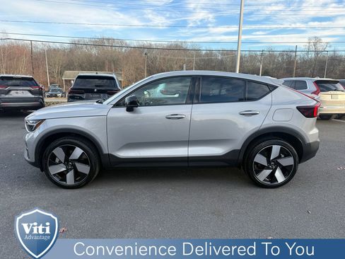 Certified 2023 Volvo C40 P8 Recharge Ultimate image 5