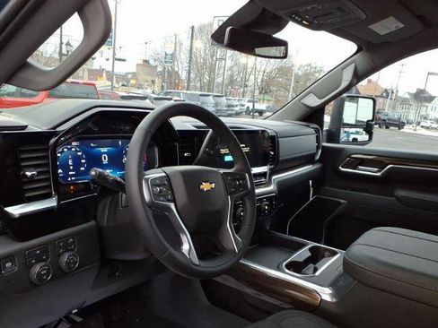 New 2026 Chevrolet Silverado 2500 LT image 9
