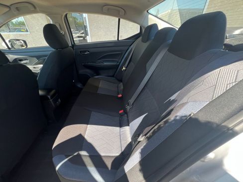 Used 2025 Nissan Versa SV FWD image 22