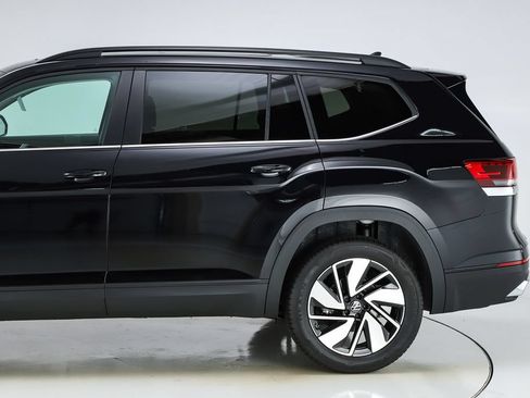 New 2026 Volkswagen Atlas SE FWD image 4