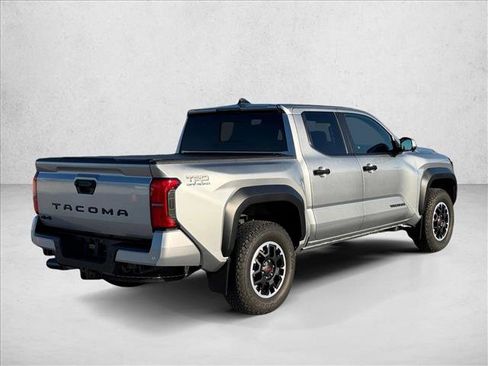 Used 2024 Toyota Tacoma TRD Off-Road w/ TRD Off Road Premium Package AWD/4WD image 5