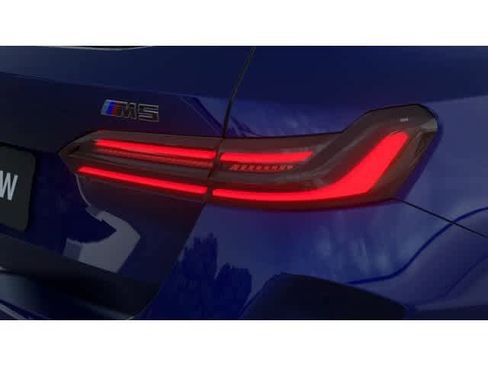 New 2027 BMW M5 Touring image 8