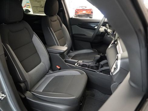 New 2026 Chevrolet TrailBlazer LT w/ Midnight Edition AWD/4WD image 31