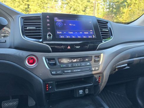 Certified 2023 Honda Ridgeline RTL image 19