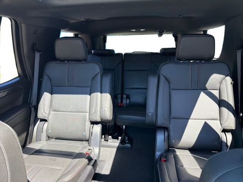Certified 2022 Chevrolet Tahoe RST w/ Sport Performance Package AWD/4WD image 15