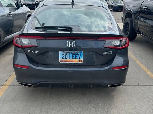 Used 2024 Honda Civic Sport Touring image 6