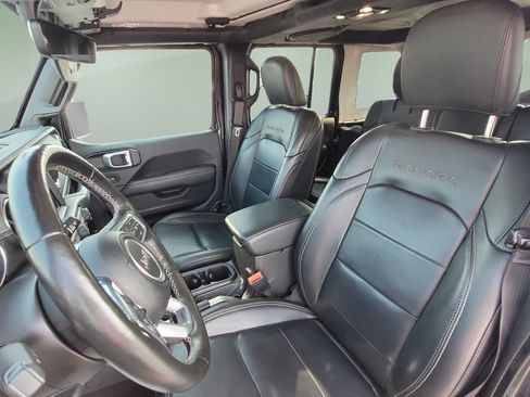 Used 2021 Jeep Wrangler Unlimited Sahara w/ Cold Weather Group AWD/4WD image 55