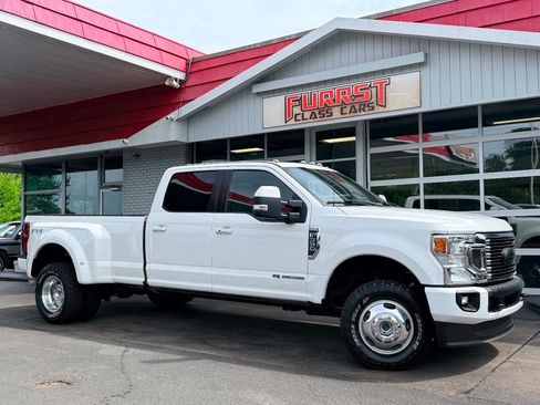 Used 2020 Ford F350 Lariat w/ Lariat Ultimate Package AWD/4WD image 1