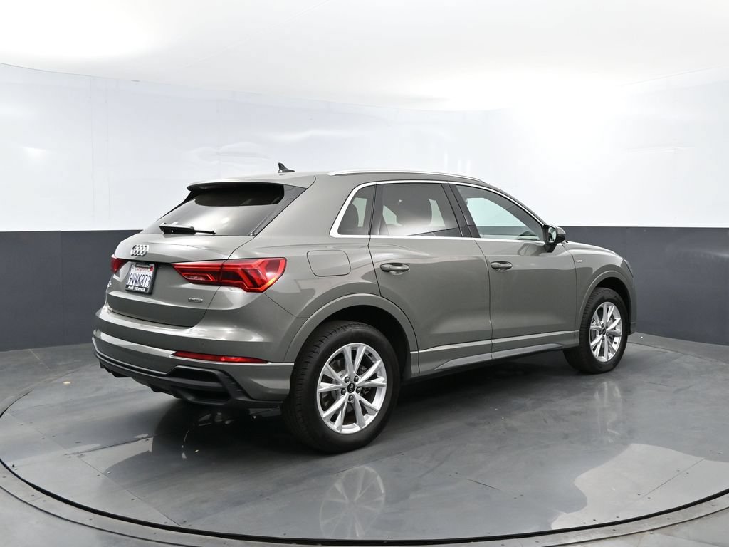 Used 2025 Audi Q3 2.0T Premium w/ Convenience Package AWD/4WD image 22